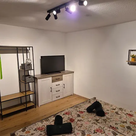 Waldgefluester Apartment