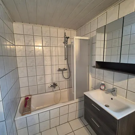 Waldgefluester Apartment *